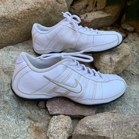 Casual Shoes Nike Musique Dance Shoes Vintage Pair Of Nike Ballet